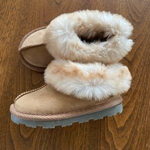 Size 6 kids shoes